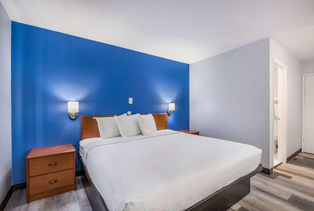 Americas Best Value Inn East Peoria Szoba fotó