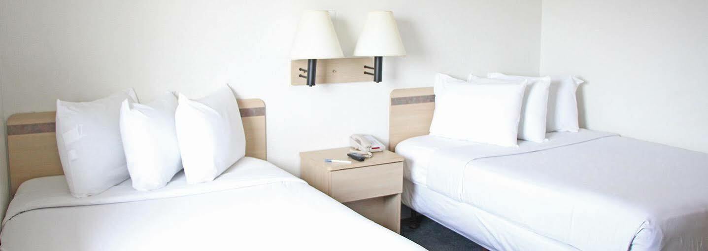 Americas Best Value Inn East Peoria Kültér fotó